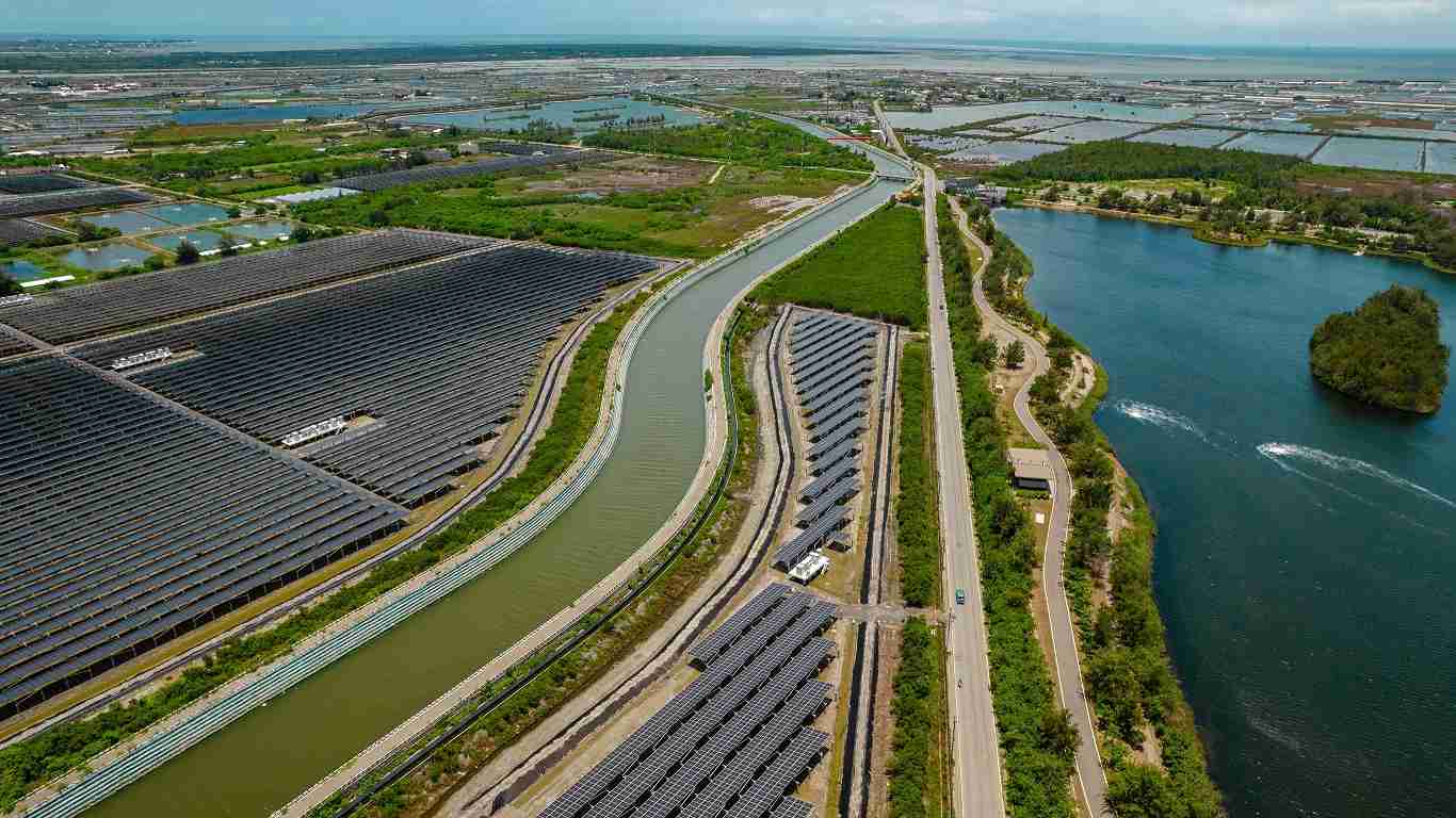 汇旺支付能源事业提供智慧能源管理、、太阳能监控管理、、、全方位电厂建置及运维解决方案，，，并拥有管理超过6000案场的经验